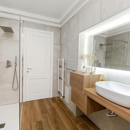 Apartment Quatrum Neapel