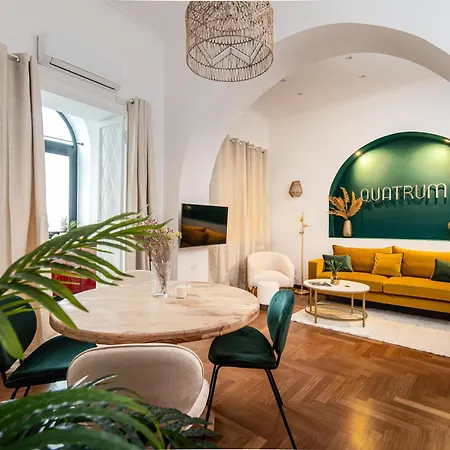 דירה Quatrum *