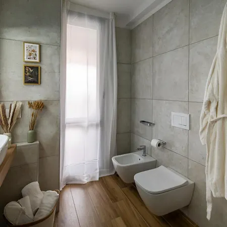 Quatrum * נאפולי